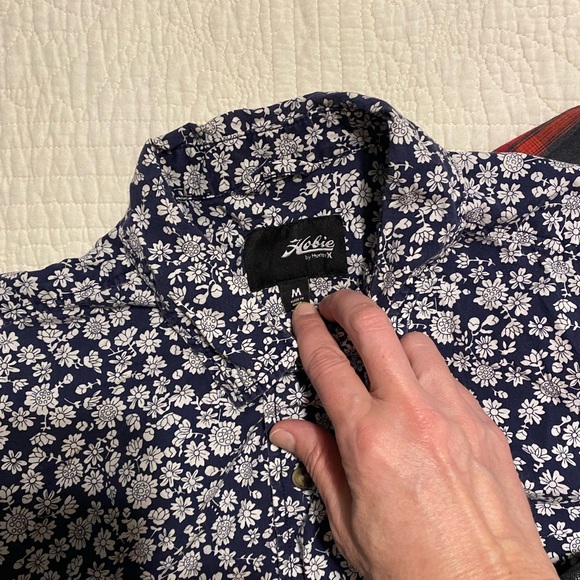 3 mens bundle shorts medium : Hobie Vans and Zoo York great condition - Picture 1 of 4